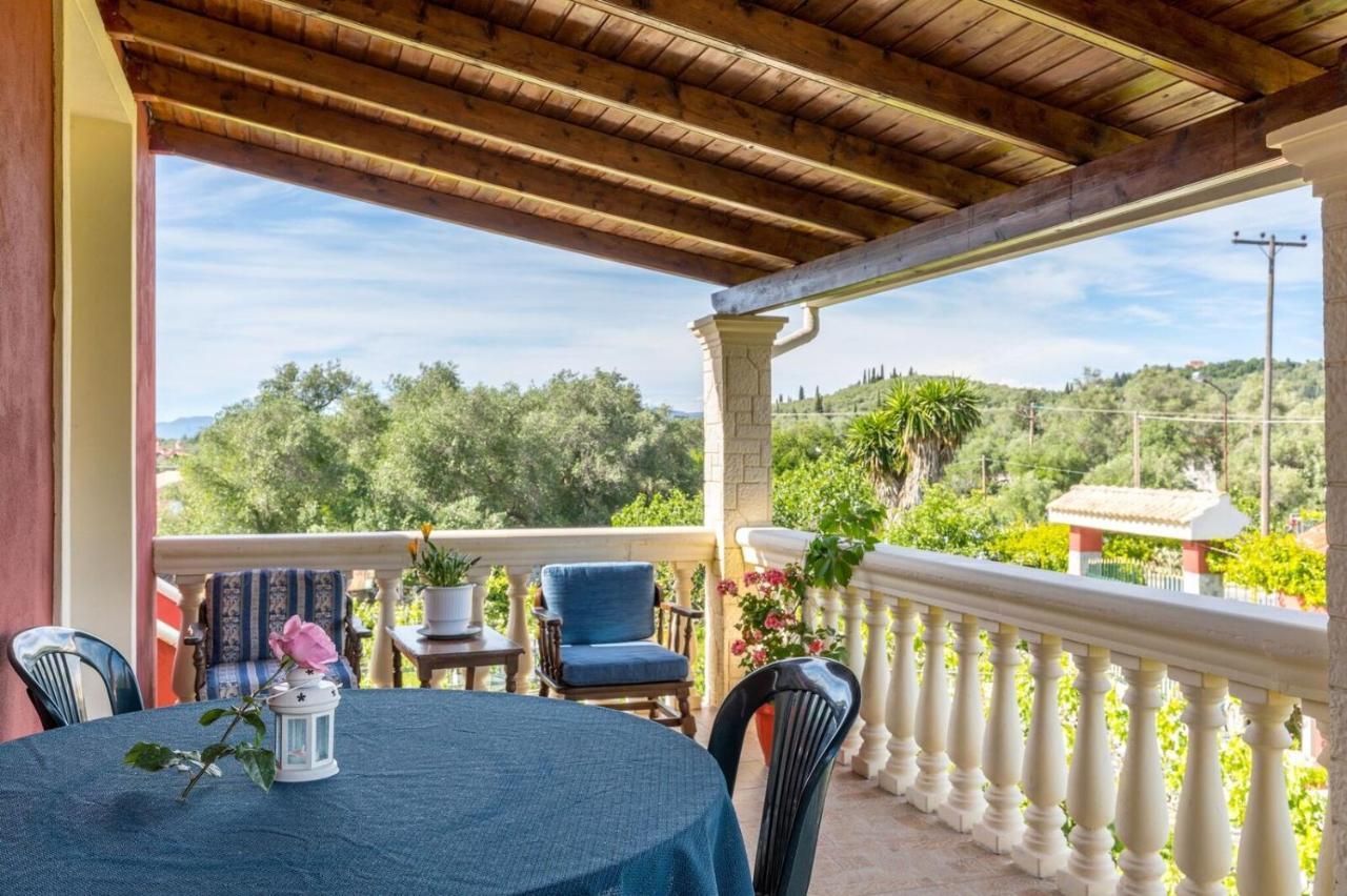 Malotu Resort Sinarádes Eksteriør billede
