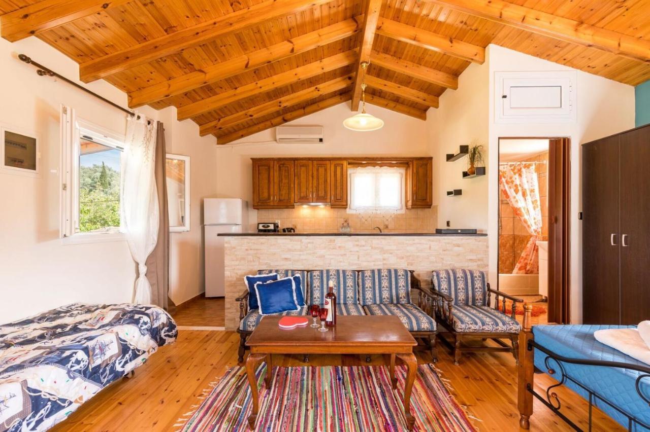 Malotu Resort Sinarádes Eksteriør billede