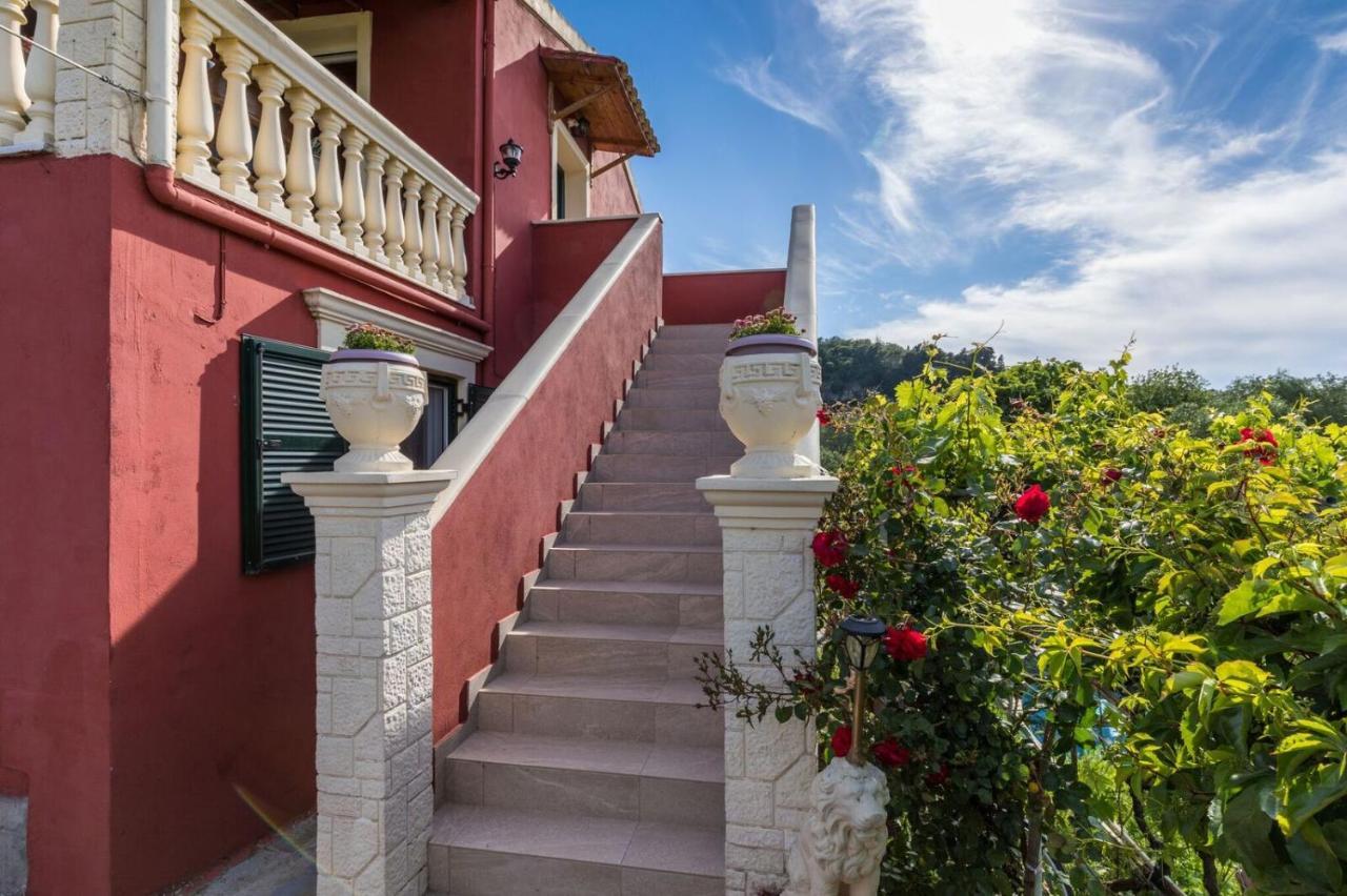Malotu Resort Sinarádes Eksteriør billede